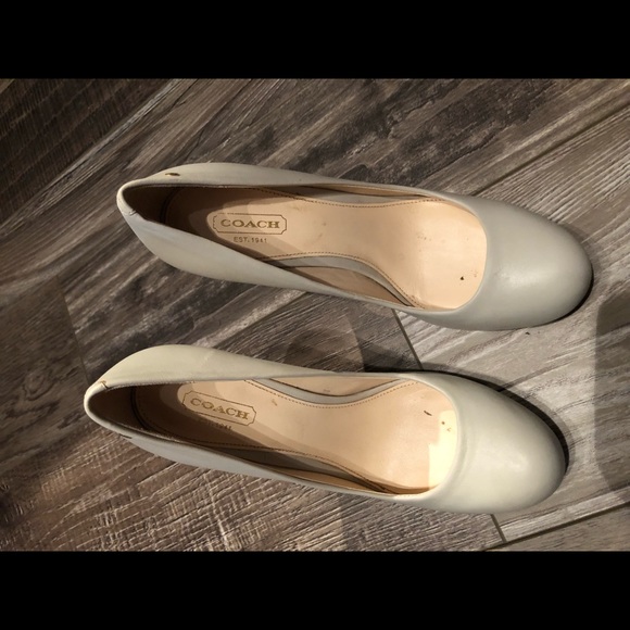 Authentic Coach Pumps - Picture 4 of 4